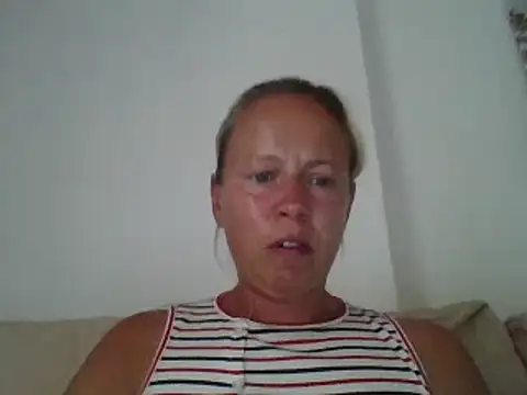 Snapshot of jennyblondeuk chatting on 22, 6, 2026 jennyblondeuk online show from 22, 6, 2026