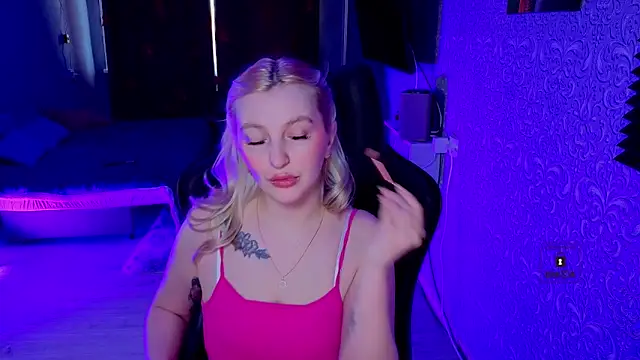 Eva Vibe  online show from 24, 3, 2026