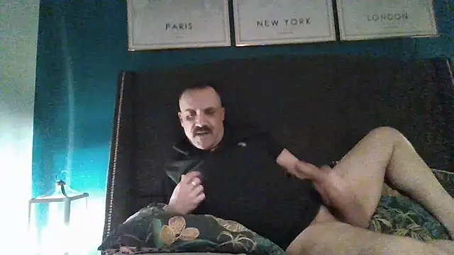 MARCUSL79 online show from 22, 12, 2025