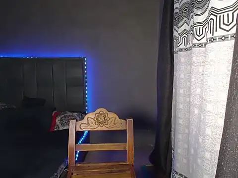 MAXIMILAINO-XXX online show from 5, 2, 2026