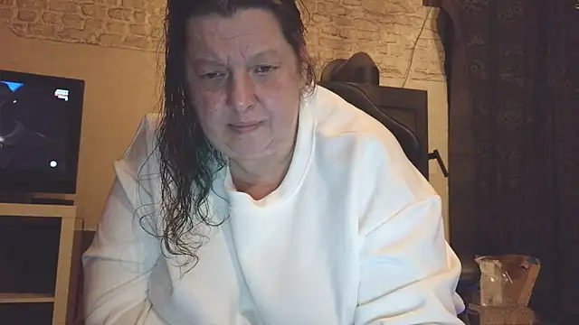 Snapshot of tigresse3 chatting on 10, 5, 2026 tigresse3 online show from 10, 5, 2026