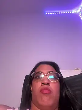 Snapshot of ValentinaEvanz chatting on 10, 7, 2026 ValentinaEvanz online show from 10, 7, 2026