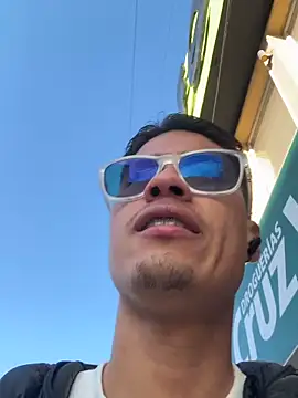 Latin Paisa Boy online show from 27, 2, 2026