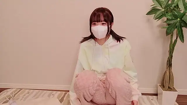 Mia--meow-- online show from 13, 1, 2026