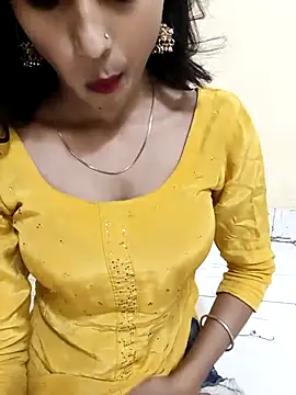 Snapshot of Yours-Zeenat chatting on 9, 5, 2026 Yours-Zeenat online show from 9, 5, 2026