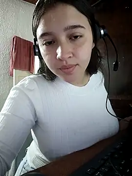 Laia  Evanss online show from 12, 2, 2026