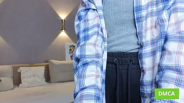 IvoryAmacher online show from 6, 1, 2026