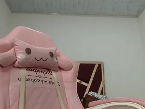 latina ts july online show from 18, 4, 2026