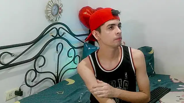 Snapshot of nico22love chatting on 28, 2, 2026 nico22love online show from 28, 2, 2026