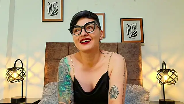 Snapshot of kat_paradise chatting on 26, 4, 2026 kat paradise online show from 26, 4, 2026