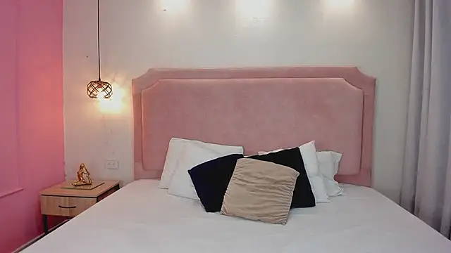 BrookRusell online show from 12, 1, 2026