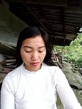 Snapshot of Lovephay8x chatting on 8, 5, 2026 Lovephay8x online show from 8, 5, 2026