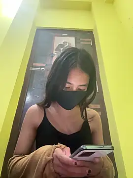 Snapshot of Beauty-pi chatting on 10, 4, 2026 Beauty-pi online show from 10, 4, 2026