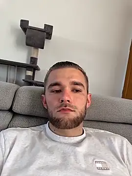 Benjamiinlt online show from 9, 4, 2026