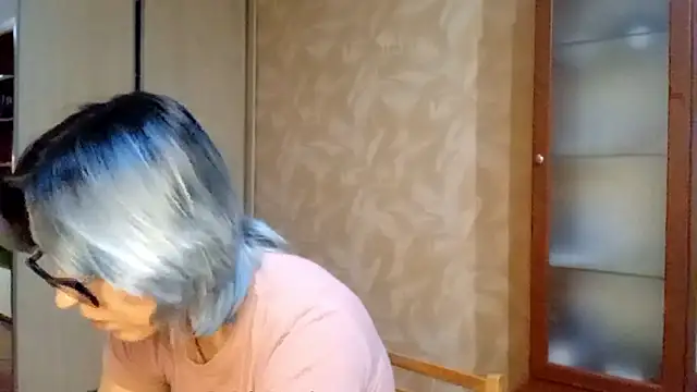 Snapshot of EvonTabb chatting on 8, 2, 2026 EvonTabb online show from 8, 2, 2026