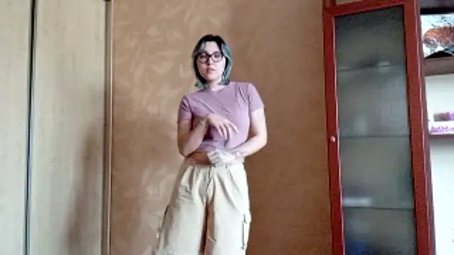 Snapshot of EvonTabb chatting on 9, 3, 2026 EvonTabb online show from 9, 3, 2026