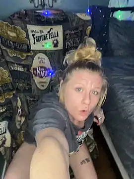 Autumn paige online show from 6, 2, 2026