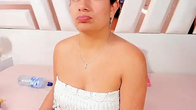 Snapshot of MiaKleinX chatting on 16, 7, 2026 MiaKleinX online show from 16, 7, 2026