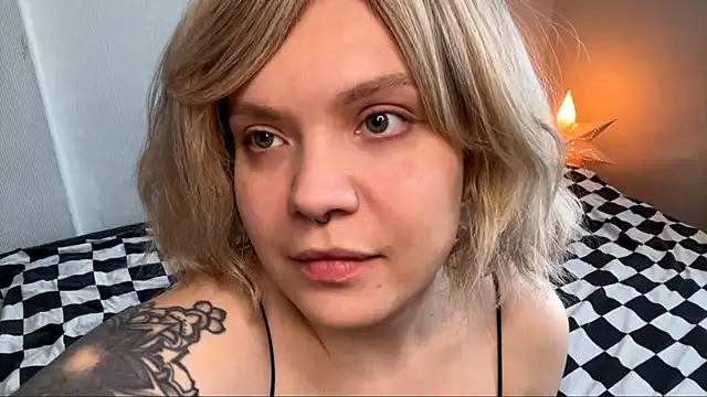 Snapshot of MelliSifuentes chatting on 8, 1, 2026 MelliSifuentes online show from 8, 1, 2026