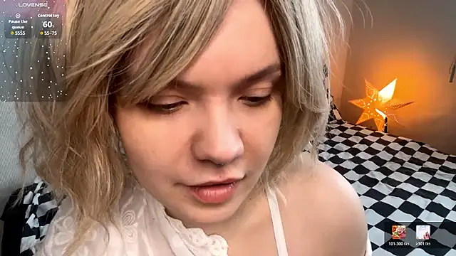 Snapshot of MelliSifuentes chatting on 11, 1, 2026 MelliSifuentes online show from 11, 1, 2026