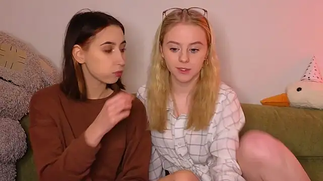 Mimipaws online show from 11, 1, 2026