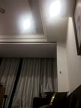 larayush online show from 7, 1, 2026