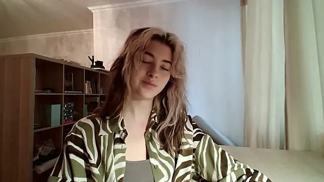 Snapshot of Dia_DeAmas chatting on 3, 3, 2026 Dia DeAmas online show from 3, 3, 2026