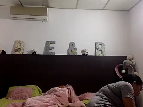 Snapshot of Flabia_Roses chatting on 13, 1, 2026 Flabia Roses online show from 13, 1, 2026