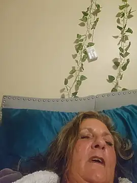 HotAzMilf online show from 24, 5, 2026