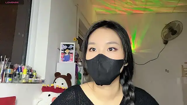 Snapshot of Tieu-May chatting on 20, 4, 2026 Tieu-May online show from 20, 4, 2026