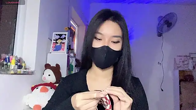 Snapshot of Tieu-May chatting on 25, 4, 2026 Tieu-May online show from 25, 4, 2026