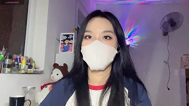 Snapshot of Tieu-May chatting on 26, 4, 2026 Tieu-May online show from 26, 4, 2026