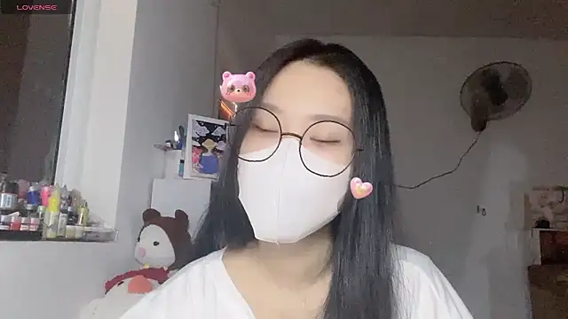 Snapshot of Tieu-May chatting on 1, 5, 2026 Tieu-May online show from 1, 5, 2026