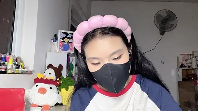 Snapshot of Tieu-May chatting on 6, 5, 2026 Tieu-May online show from 6, 5, 2026