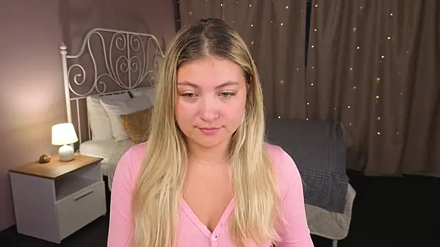 Snapshot of Angel__Grace chatting on 29, 7, 2026 Angel Grace online show from 29, 7, 2026