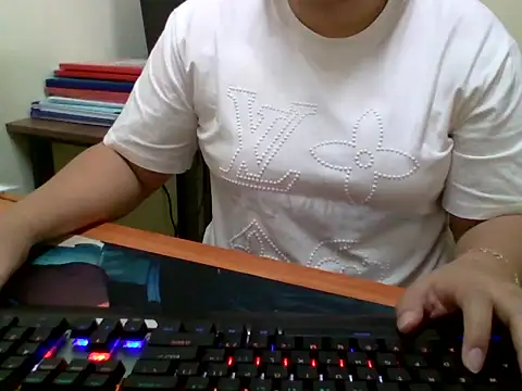 Sarah no land online show from 15, 4, 2026