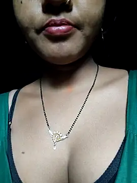 Horny-Rashi online show from 13, 4, 2026