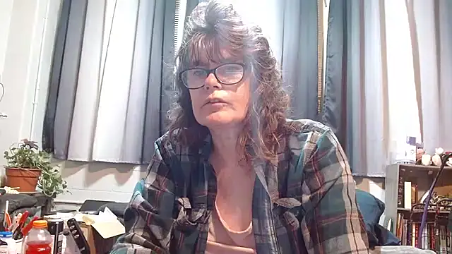 ladylavende3 online show from 19, 2, 2025