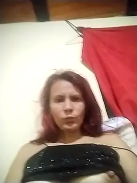 Snapshot of cintia_love chatting on 4, 2, 2026 cintia love online show from 4, 2, 2026