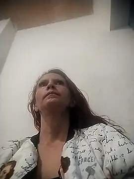 Snapshot of cintia_love chatting on 18, 2, 2026 cintia love online show from 18, 2, 2026