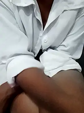 Sexy sara09 online show from 23, 2, 2026