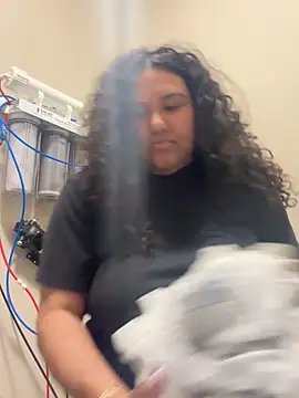 Angeliccreamyrican online show from 6, 4, 2026