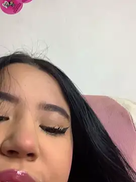 DulcePiink online show from 8, 3, 2026