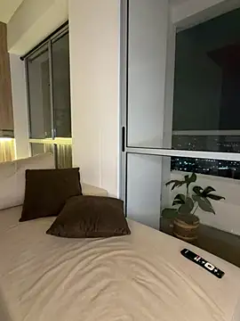 karymoron online show from 11, 4, 2026