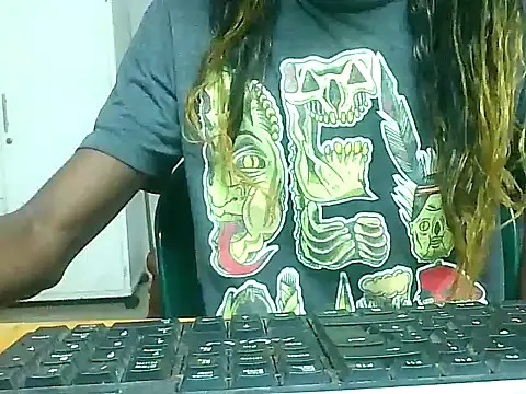 fetichefantasi24cm online show from 12, 1, 2026