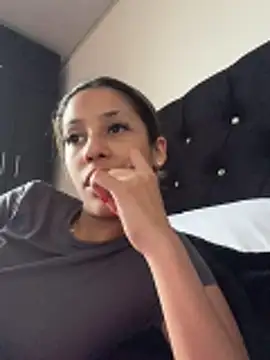 vicky bass  online show from 9, 3, 2026