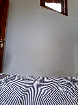 Nishu Girl2 online show from 3, 3, 2026