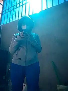 Snapshot of lina_loveee chatting on 15, 2, 2026 lina loveee online show from 15, 2, 2026