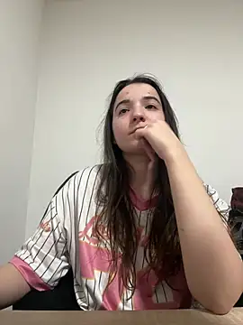 OutsiderMuse online show from 2, 4, 2026