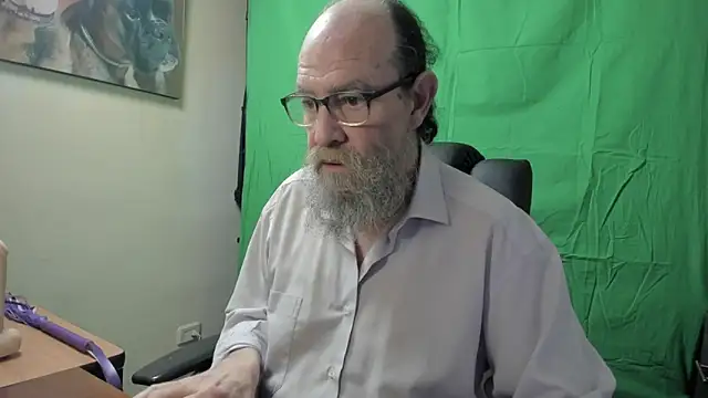 Snapshot of Uncle_Hottie chatting on 16, 3, 2026 Uncle Hottie online show from 16, 3, 2026